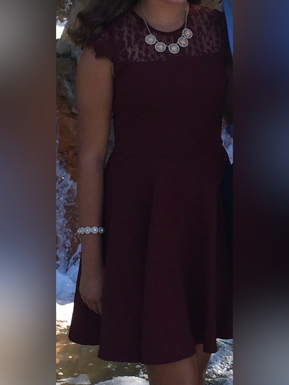 Francesca’s Elegant Burgundy Lace Dress -medium